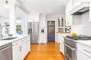 105 New Meadow Rd, Barrington, RI 02806 - Photo 9