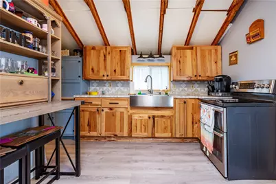 19 East Andrew Comstock Road, Warwick, RI 02886 - Photo 21