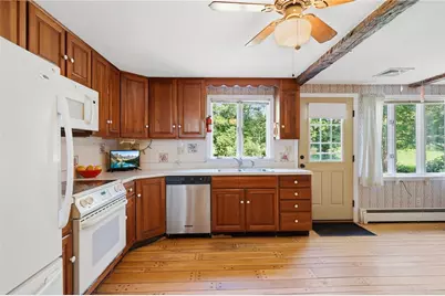 1387 Plainfield Pike Pike, Coventry, RI 02827 - Photo 11