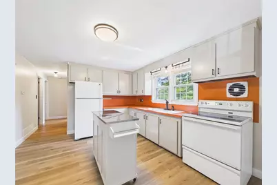 66 Shand Avenue, Warwick, RI 02889 - Photo 11