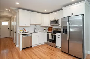 31 Prescott Hall Rd, Newport, RI 02840 - Photo 33