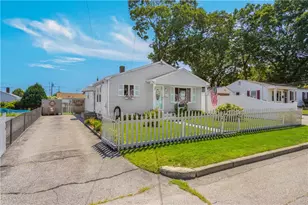 27 Vineyard St, Pawtucket, RI 02860 - Photo 3