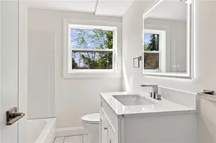 38 Winsor St, Cumberland, RI 02864 - Photo 17