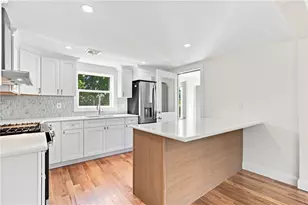 38 Winsor St, Cumberland, RI 02864 - Photo 23
