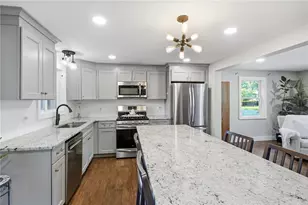 6 Adrian St, Warwick, RI 02886 - Photo 3