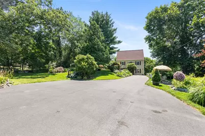 51 Pound Road, Cumberland, RI 02864 - Photo 3