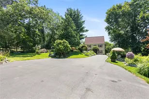 51 Pound Rd, Cumberland, RI 02864 - Photo 3