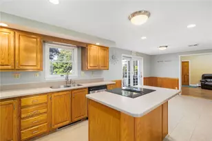 29 Chelsea Dr, Portsmouth, RI 02871 - Photo 17