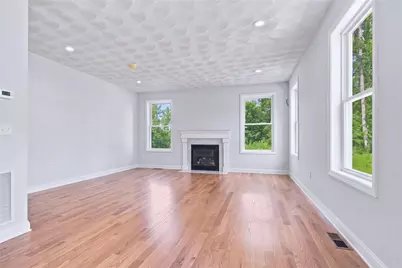 18 Koutsogiane Drive, Cranston, RI 02920 - Photo 9