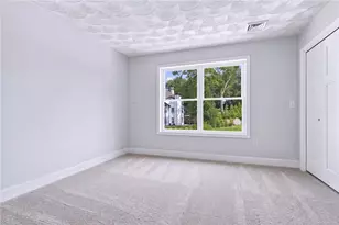 18 Koutsogiane Dr, Cranston, RI 02920 - Photo 21