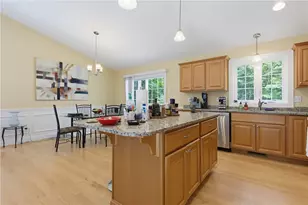 102 Bramble Bush Rd, Coventry, RI 02816 - Photo 11