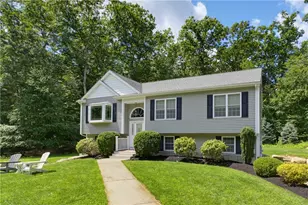 102 Bramble Bush Rd, Coventry, RI 02816 - Photo 1