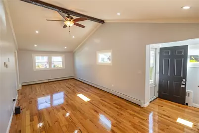 16 Victoria Avenue, Cranston, RI 02920 - Photo 5