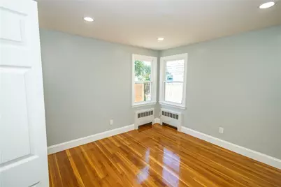 16 Victoria Avenue, Cranston, RI 02920 - Photo 7