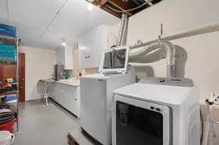 1770 Atwood Ave, Johnston, RI 02919 - Photo 21