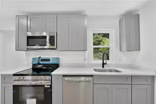 5 Lee's Ln, Glocester, RI 02814 - Photo 3