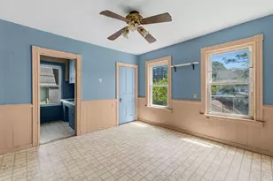 128 Arnold St, Lincoln, RI 02865 - Photo 27