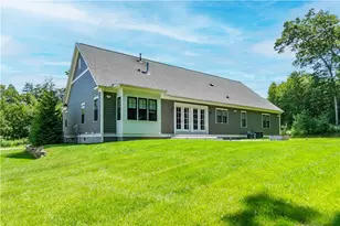 9 Cardinal Hill Ln, Smithfield, RI 02917 - Photo 9
