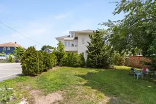 82 Pond St, West Warwick, RI 02893 - Photo 9