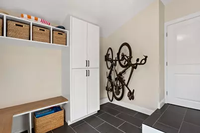 147 Evarts Street, Newport, RI 02840 - Photo 5