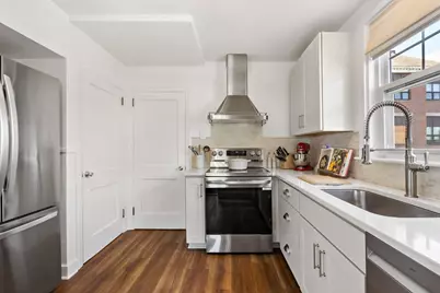 147 Evarts Street, Newport, RI 02840 - Photo 9