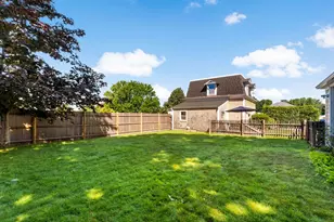 147 Evarts St, Newport, RI 02840 - Photo 27