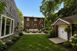 11 Pawtucket Ave, Bristol, RI 02809 - Photo 23