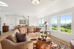 71 Cliff Dr, Narragansett, RI 02882 - Photo 35