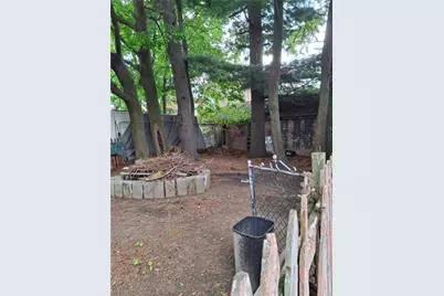 88 Warrington Street, Providence, RI 02907 - Photo 11