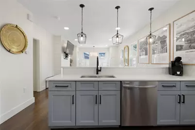 8 Cross Street #1, Newport, RI 02840 - Photo 11