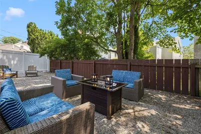 8 Cross Street #1, Newport, RI 02840 - Photo 29