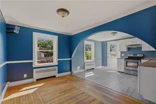 26 W Lawn Ave, Pawtucket, RI 02860 - Photo 11