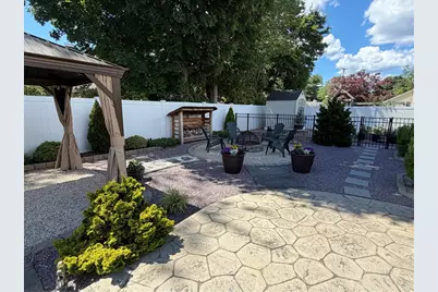 39 Merry Mount Drive, Warwick, RI 02888 - Photo 13