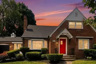 254 Mt Pleasant Ave, Providence, RI 02908 - Photo 3