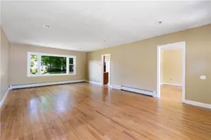 278 Green End Ave, Middletown, RI 02842 - Photo 5