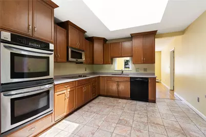 278 Green End Avenue, Middletown, RI 02842 - Photo 7