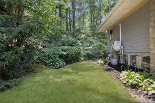 110 Dean Ave, Smithfield, RI 02917 - Photo 5