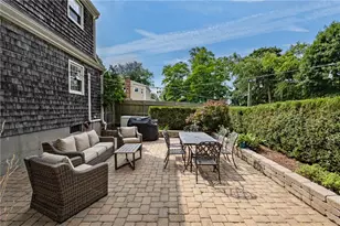 7 Heritage Rd, Bristol, RI 02809 - Photo 37