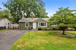 51 Torrington Dr, Warwick, RI 02889 - Photo 1