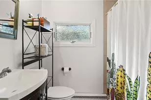 51 Torrington Dr, Warwick, RI 02889 - Photo 19