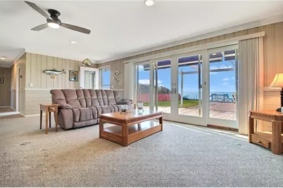 635 Atlantic Avenue, Westerly, RI 02891 - Photo 9