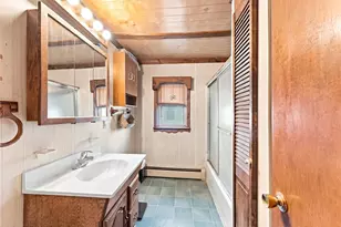 362 Ballou St, Woonsocket, RI 02895 - Photo 33