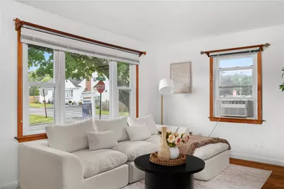 27 Gorizia Street, Pawtucket, RI 02860 - Photo 7