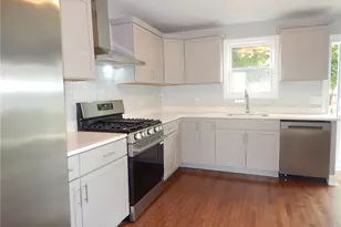 52 Hillwood St, Cranston, RI 02920 - Photo 3