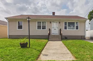 89 Sharon St, Cranston, RI 02910 - Photo 1