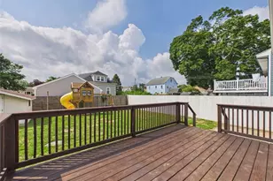89 Sharon St, Cranston, RI 02910 - Photo 5