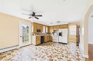 89 Sharon St, Cranston, RI 02910 - Photo 9