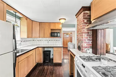 123 Bellman Avenue, Warwick, RI 02889 - Photo 19