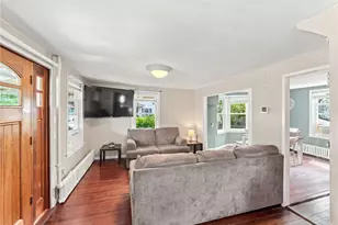 123 Bellman Ave, Warwick, RI 02889 - Photo 13