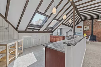 167 Coggeshall Avenue #E, Newport, RI 02840 - Photo 7